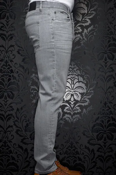 Au Noir · Johnny SRD — Gris clair